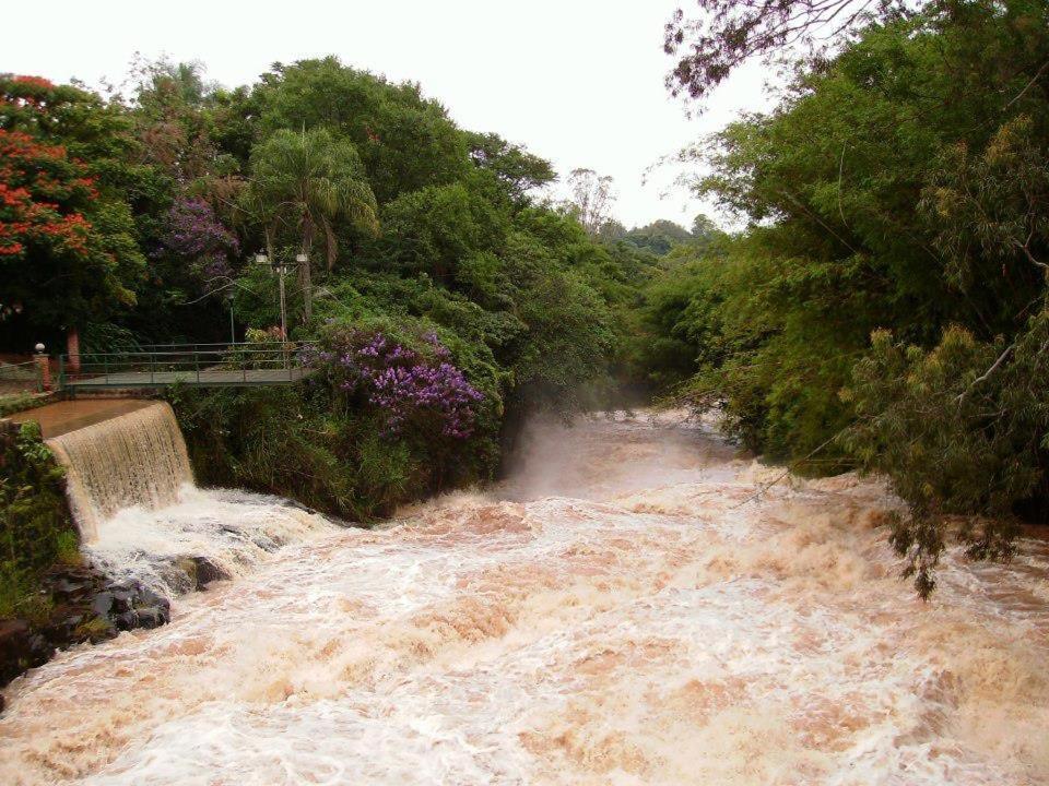 ברוטס Espaco Alvorada ,Agendamento Das Atividades, Cafe Da Manha ,Banheira E Piscina No Centro מראה חיצוני תמונה